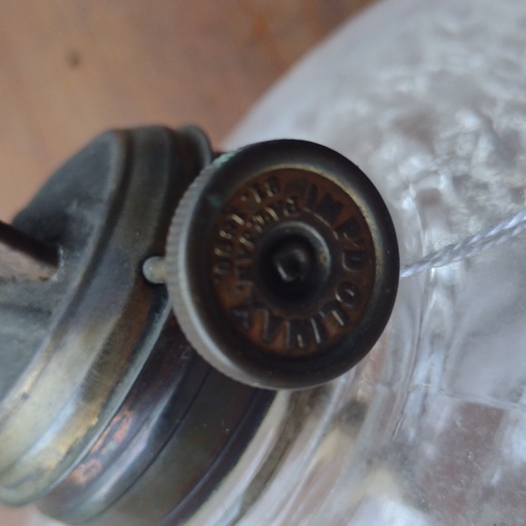 Vintage Glass Oil Lamp - Picture 2 of 3